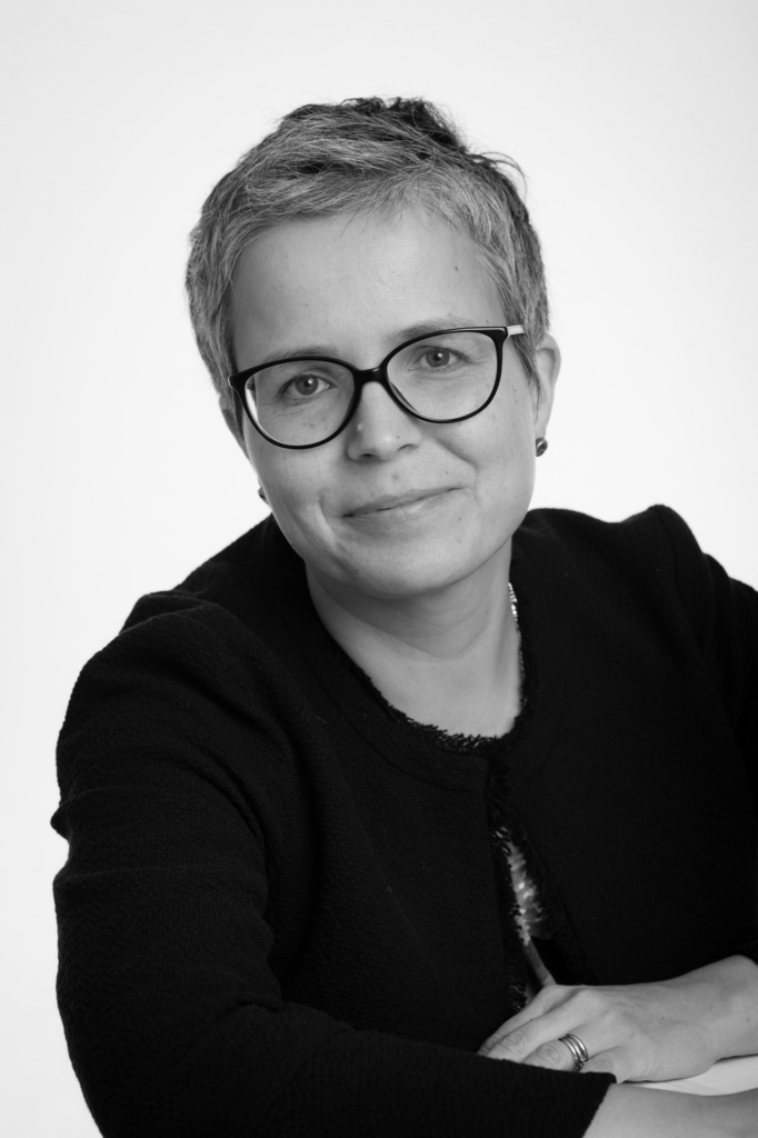 Katri Pynnöniemi black and white profile